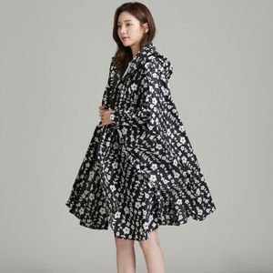 코아이 블루밍 골프 등산 캠핑 여성용 판초형 레인코트 파우치포함